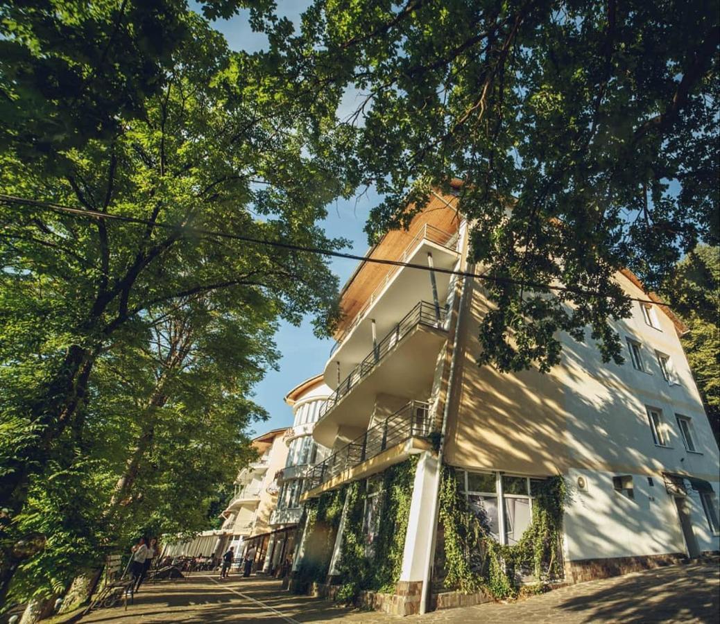 Готель Поляна Квеле Exterior foto